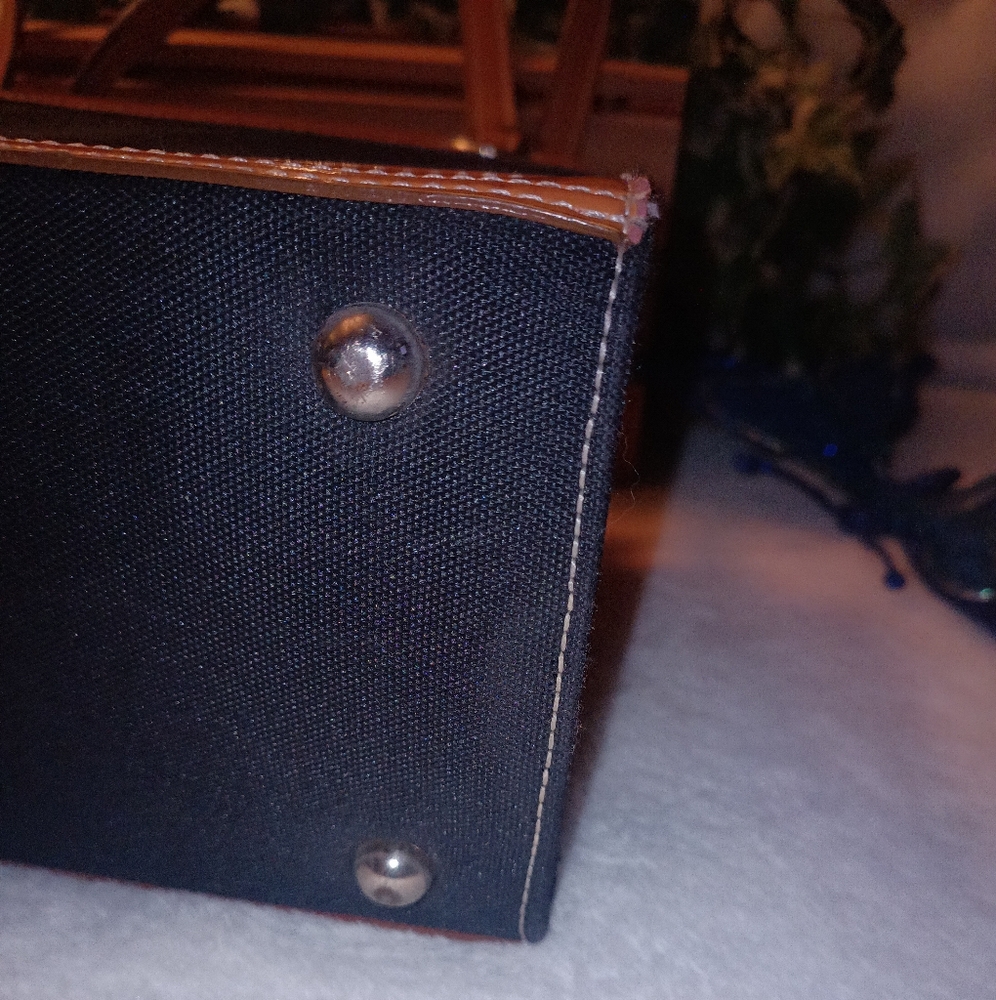 Kate Spade (New York) Black and Tan Leather Handbag - Picture 11 of 16